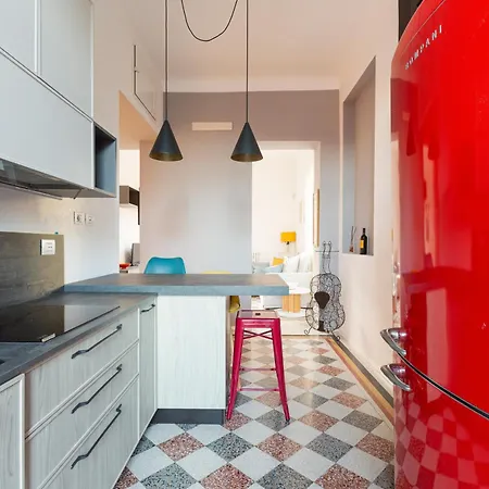 アパート Guesthost - M4 Argonne Cosy ミラノ