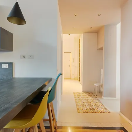 Guesthost - M4 Argonne Cosy アパート *