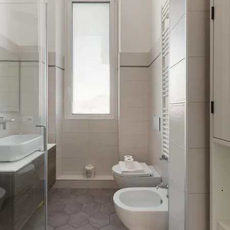 アパート Guesthost - M4 Argonne Cosy ミラノ