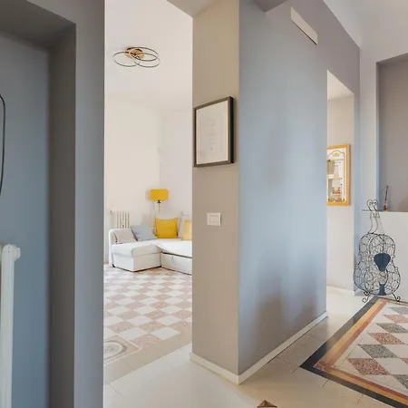 Guesthost - M4 Argonne Cosy アパート *